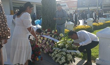 En Jojutla, gobierno conmemoró el CCXVII  aniversario del Natalicio de Benito Juárez