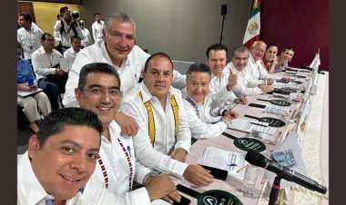 Participa gobernador Cuauhtémoc Blanco en reunión de la Conago