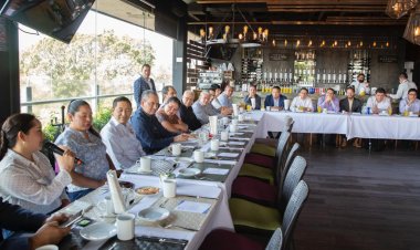 Tiene gobierno puertas abiertas a la sociedad: Víctor Mercado