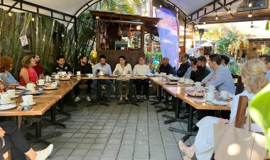 Implementa Cecilia Rodríguez estrategias con empresarios