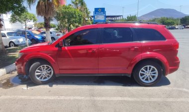 Agentes de Investigación Criminal aseguran en Jojutla una camioneta de procedencia ilícita