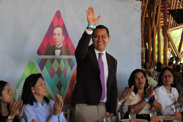 Reconoce alcalde de Jojutla, Juan Ángel  Flores la lucha de mujeres por la igualdad