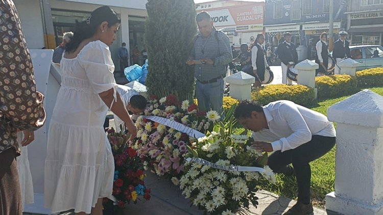 En Jojutla, gobierno conmemoró el CCXVII  aniversario del Natalicio de Benito Juárez