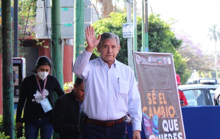 Aclara alcalde Urióstegui, que el regidor Fernando Carrillo no fue detenido por la FGE