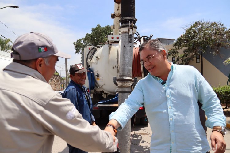 Supervisa Rafa Reyes, el desazolve y el alcantarillado en municipio de Jiutepec