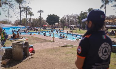 Protección Civil hace llamado sobre vigilancia a menores en las albercas