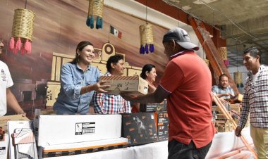 Personal de alumbrado público de Jojutla recibe nuevo equipo de trabajo