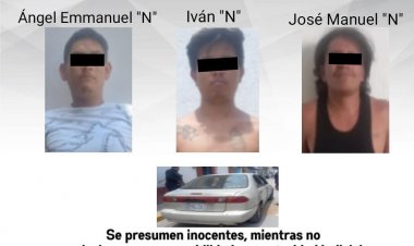 Estos 3 paseaban en un Nissan Sentra que resultó ser robado
