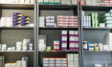 No hay escasez de medicamentos aquí, aseguró el secretario de Salud