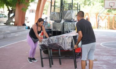 Gobierno de Jojutla hizo entrega de quince paquetes de parrillas