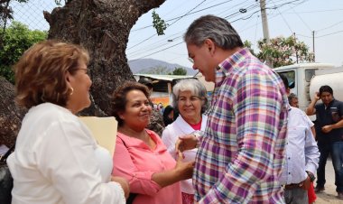 Entregó el alcalde Rafael Reyes dos puentes vehiculares en Las Fuentes