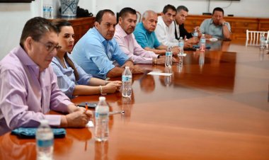 Reúne el gobernador a su secretarios para analizar labor por el estado