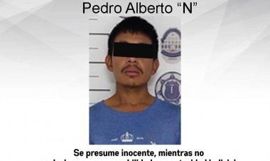 Alberto llevaba en su ropa mercancía no pagada en tienda, según lo acusan