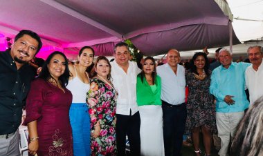 Refrendó Rafael Reyes su labor junto con el magisterio