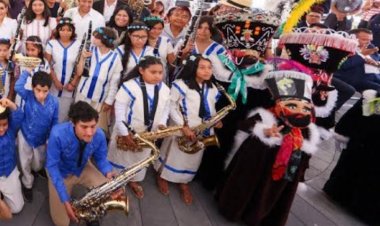 Viene respaldo millonario  a jóvenes y niños músicos