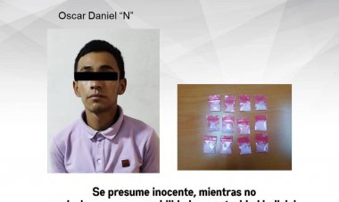 Este vecino de Temixco es acusado de portar aparentes drogas consigo