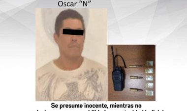 Los policías aseguran que éste llevaba drogas y arma prohibidas