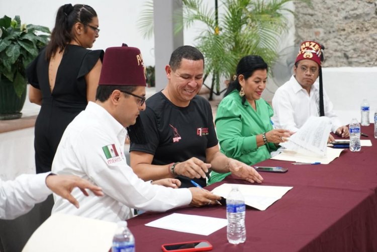 Alcalde de Jojutla firmó convenio en favor de niños de la zona Sur