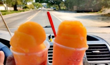 Por intenso calor, aumentan sus ventas en raspados, nieves y aguas