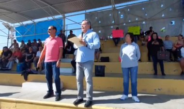 Anuncia Rafa Reyes, edil de Jiutepec, remodelación de la cancha de fútbol