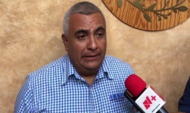 Comerciantes analizan cortar trato con el SAPAC y surtirse con pipas