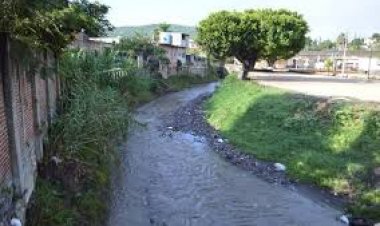 En Cuautla, más personas viven en márgenes del río
