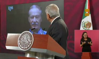 Por 3er día consecutivo, AMLO expone ¨golpe¨ de Fox a Xóchitl