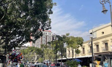 El flujo de visitantes este viernes a Cuernavaca se evidenció promisorio