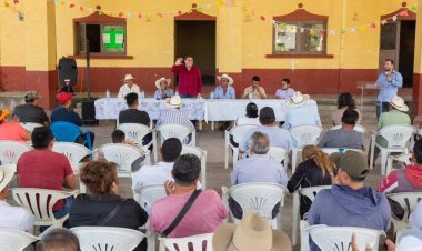 Campesinos de Tlayacapan y Víctor Mercado   acuerdan trabajar en producción de nopal