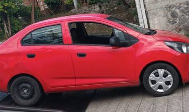 Dejaron mal estacionado un Beat en Temixco; revisaron y resultó robado