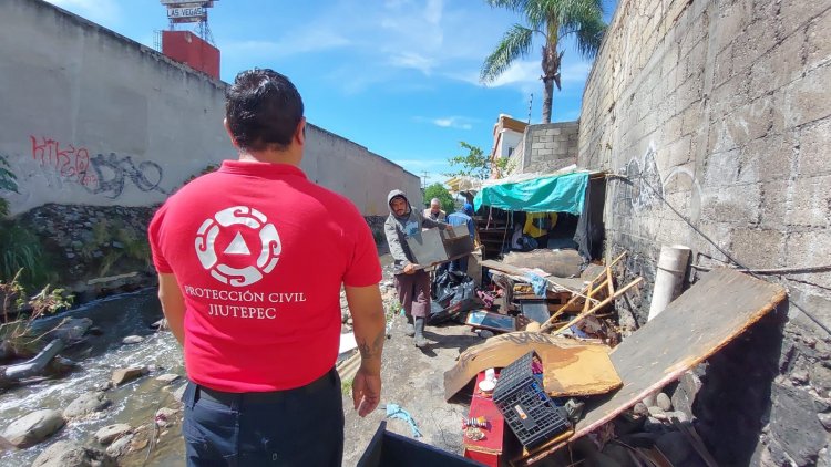 Jiutepec, al rescate de familias  en riesgo junto a barrancas