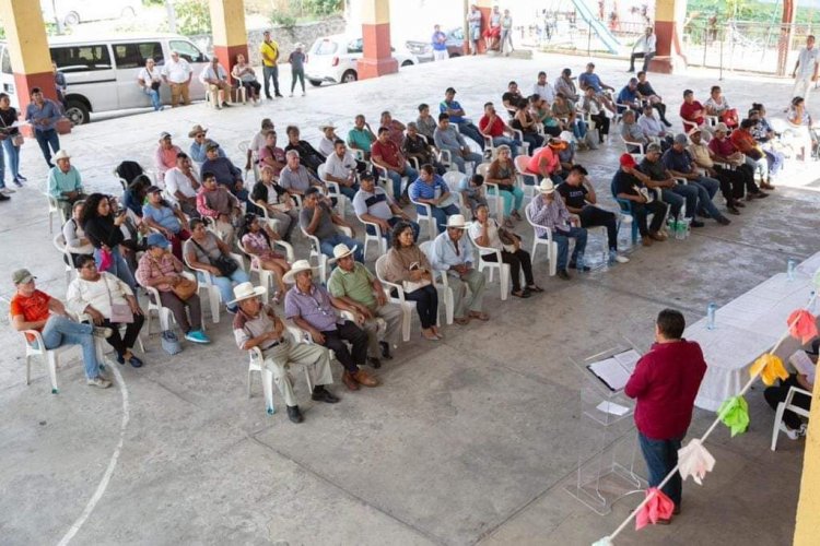 Campesinos de Tlayacapan y Víctor Mercado   acuerdan trabajar en producción de nopal