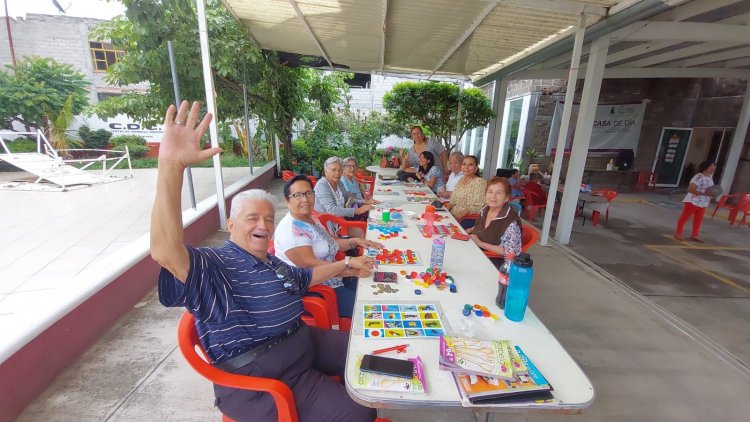 Extiende invitación DIF Jiutepec a adultos mayores a la Casa de Día