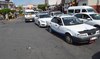 En la región Oriente, también se  rechaza gafete de identificación