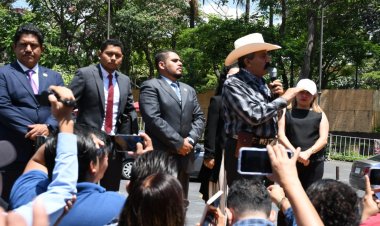 Nieto de Zapata califica detención de Carmona de anticonstitucional