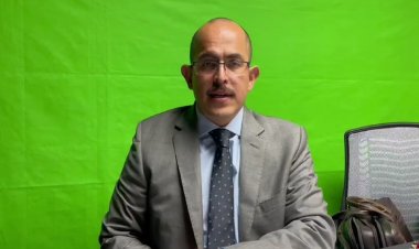 Supone el ombudsman que pretenden obligarlo a dejar el cargo