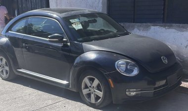 Aseguraron este Volkswagen Beetle con números alterados