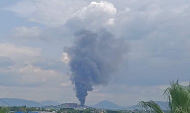 Sigue sin poderse extinguir el incendio en mina de Tezoyuca