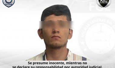 Puso pistola en rostro de víctima, acusan, a la que exigió todo el dinero de las ventas