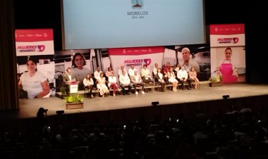 Exhorta el gobernador a Mujeres y Hombres de 10 a seguir creciendo