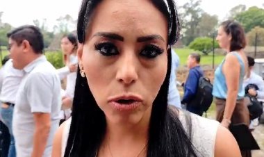 Sin honores a la bandera en la Plaza de Armas capitalina