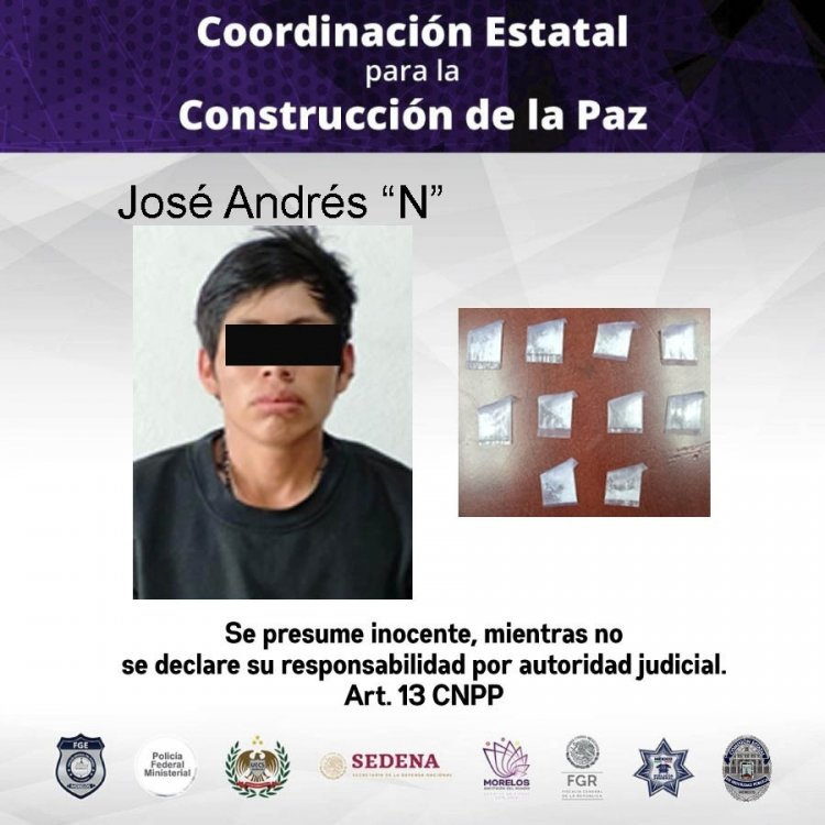 Este sujeto es acusado de portar droga en Jiutepec