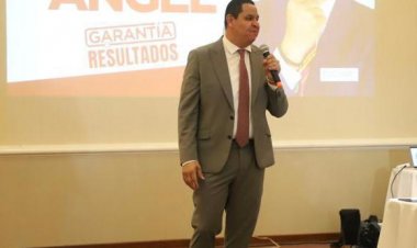 Acredita SEVAC a Juan Ángel Flores en la garantía de resultados y honestidad