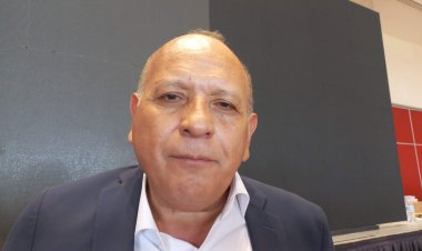 Denuncian casos de falta de maestros por hasta 15 días