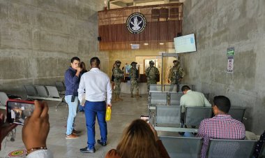 Por tortura, ya fue vinculado a proceso el fiscal Uriel Carmona