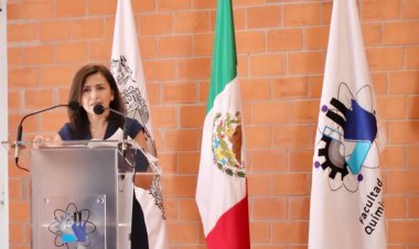 Se registra Viridiana León Hernández como aspirante a la rectoría en la UAEM