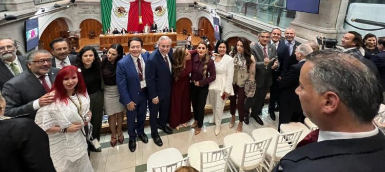 Estado de México da la bienvenida a Delfina Gómez como su 1era gobernadora