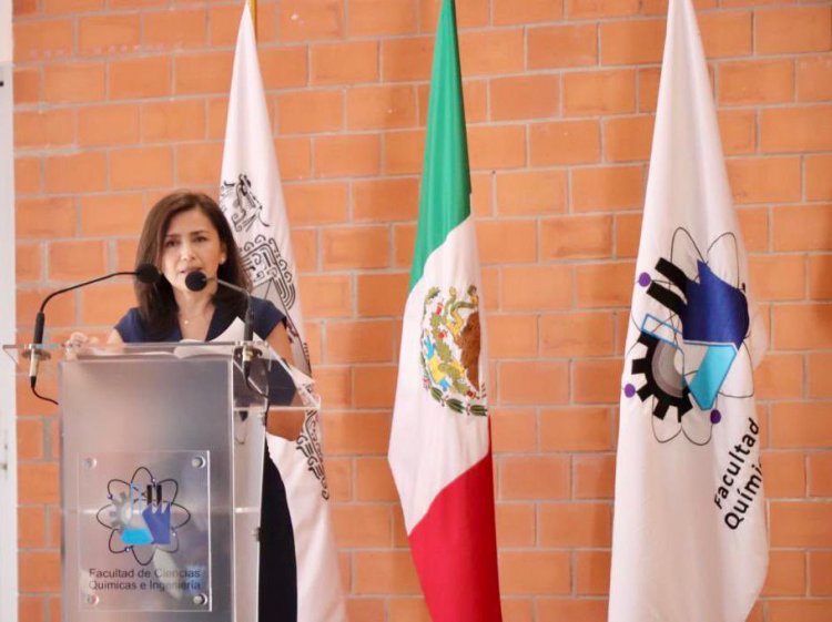 Se registra Viridiana León Hernández como aspirante a la rectoría en la UAEM