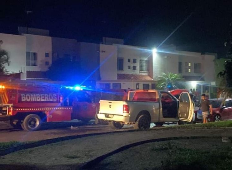 En un fraccionamiento de Cuautla quemaron cuatro vehículos