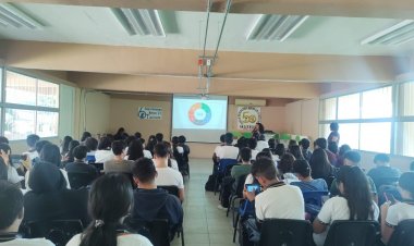 Preparatoria de la UAEM en Tlaltizapán impulsa nuevas tecnologías en alumnos